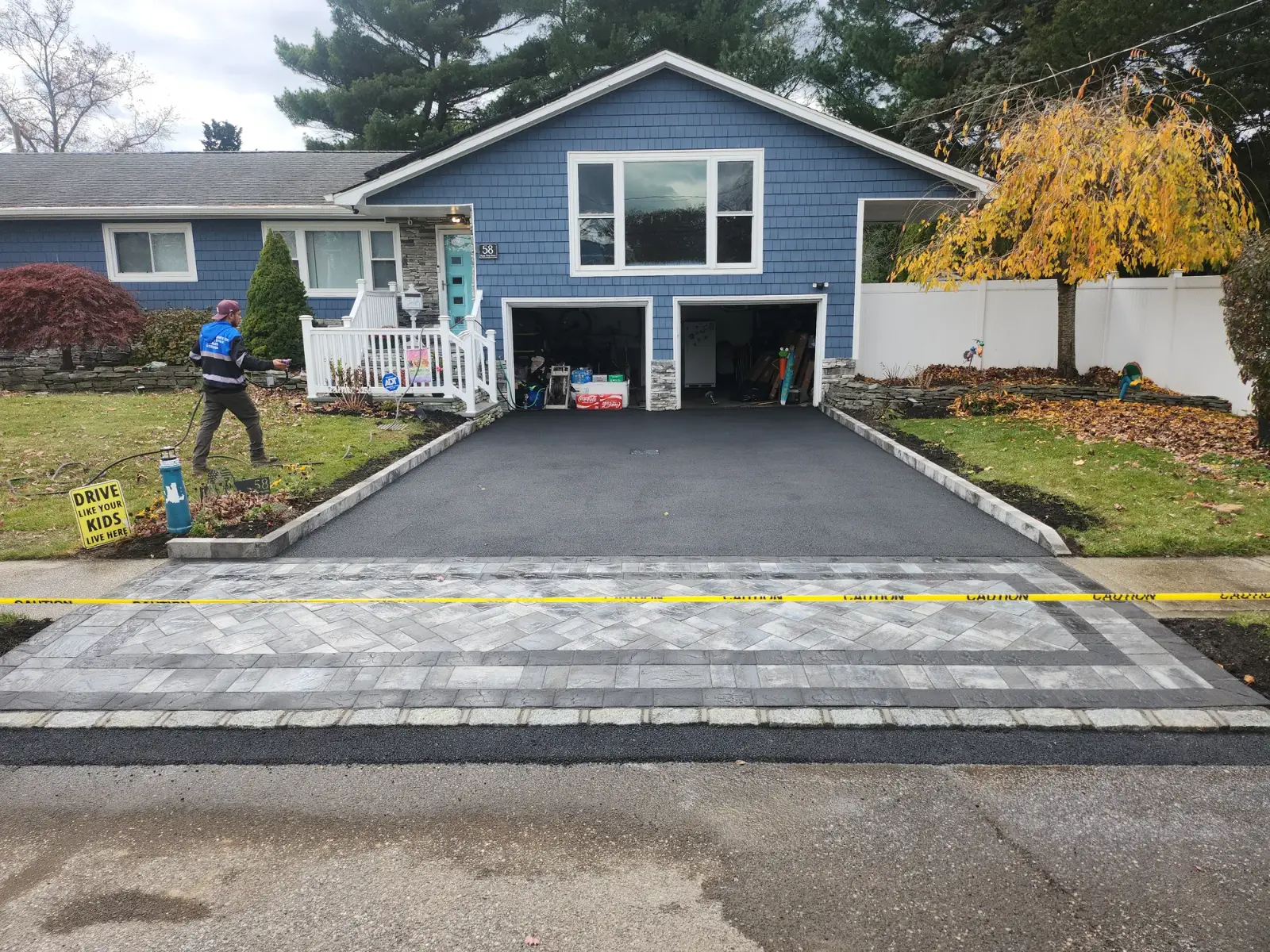 Driveway replacement with paver apron by Promaster Maintenance Corp, Long Island, NY