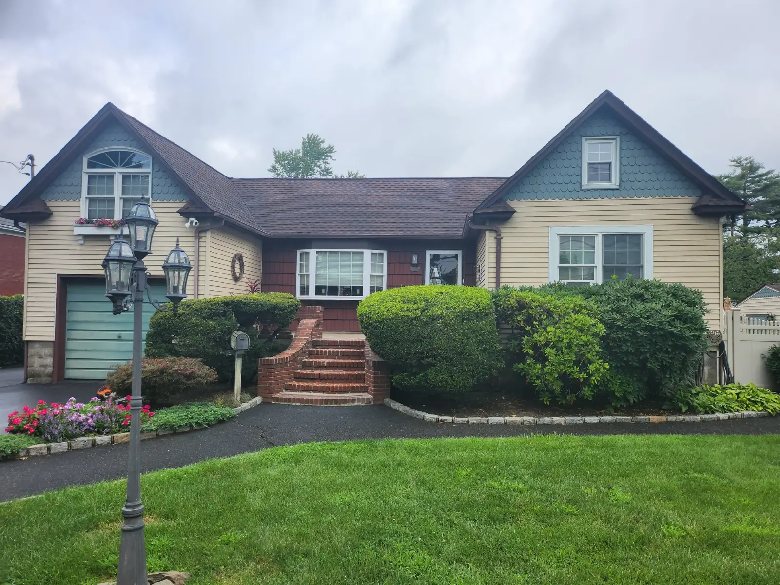 Curved brick stoop and steps by Promaster Maintenance Corp, Long Island, NY