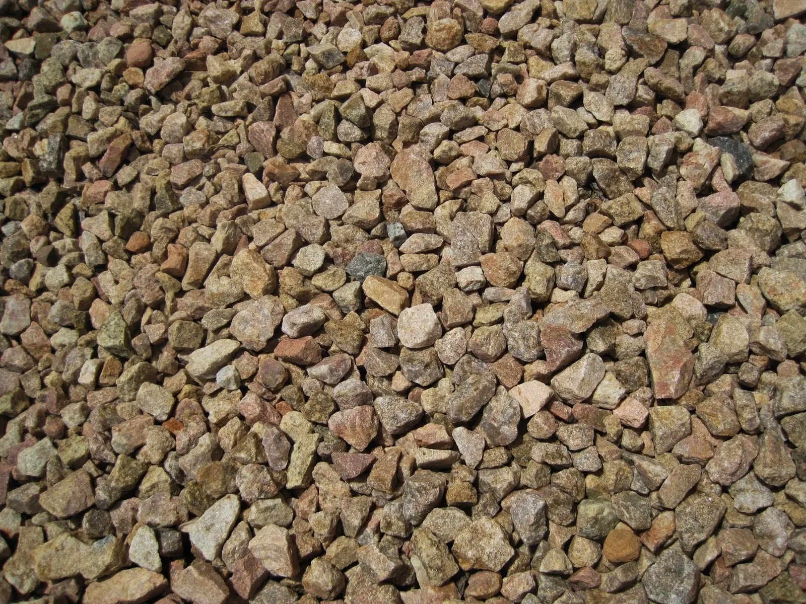 Crushed-stone aggregate used in concrete